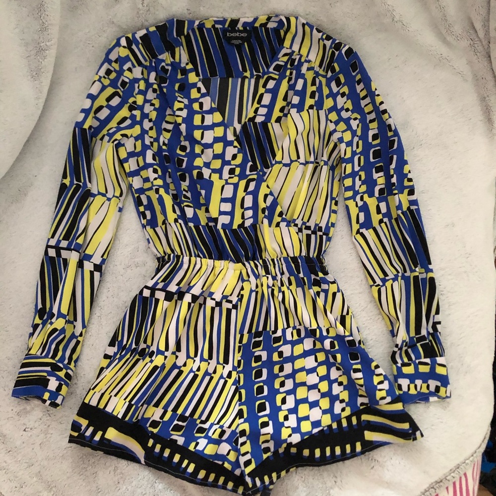 Bebe Long Sleeve Print Romper